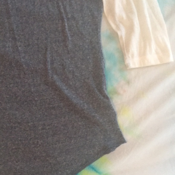 Mossimo navy and white henley 3/4 M - Picture 3 of 3